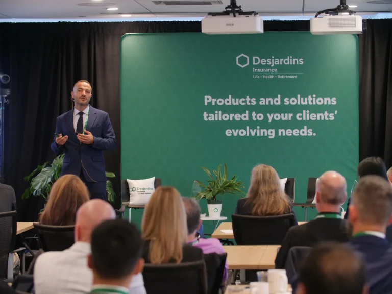 ali-zamani-CEO-of-carpoweb-speech-desjardins-first-grow-lab